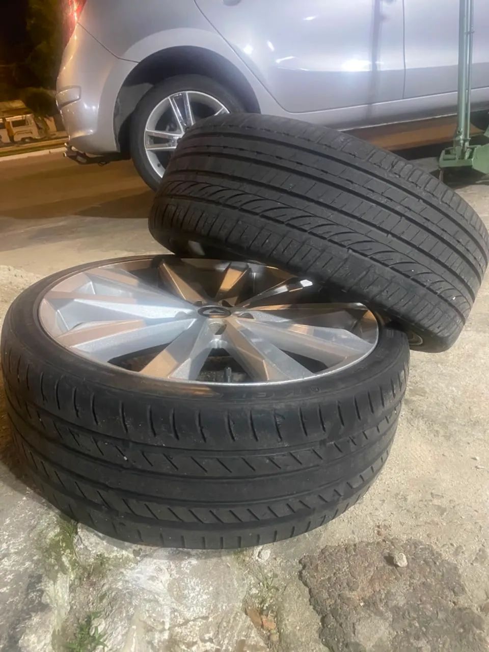 Vendo rodas a20,furaçao 5/114 - Foto 2