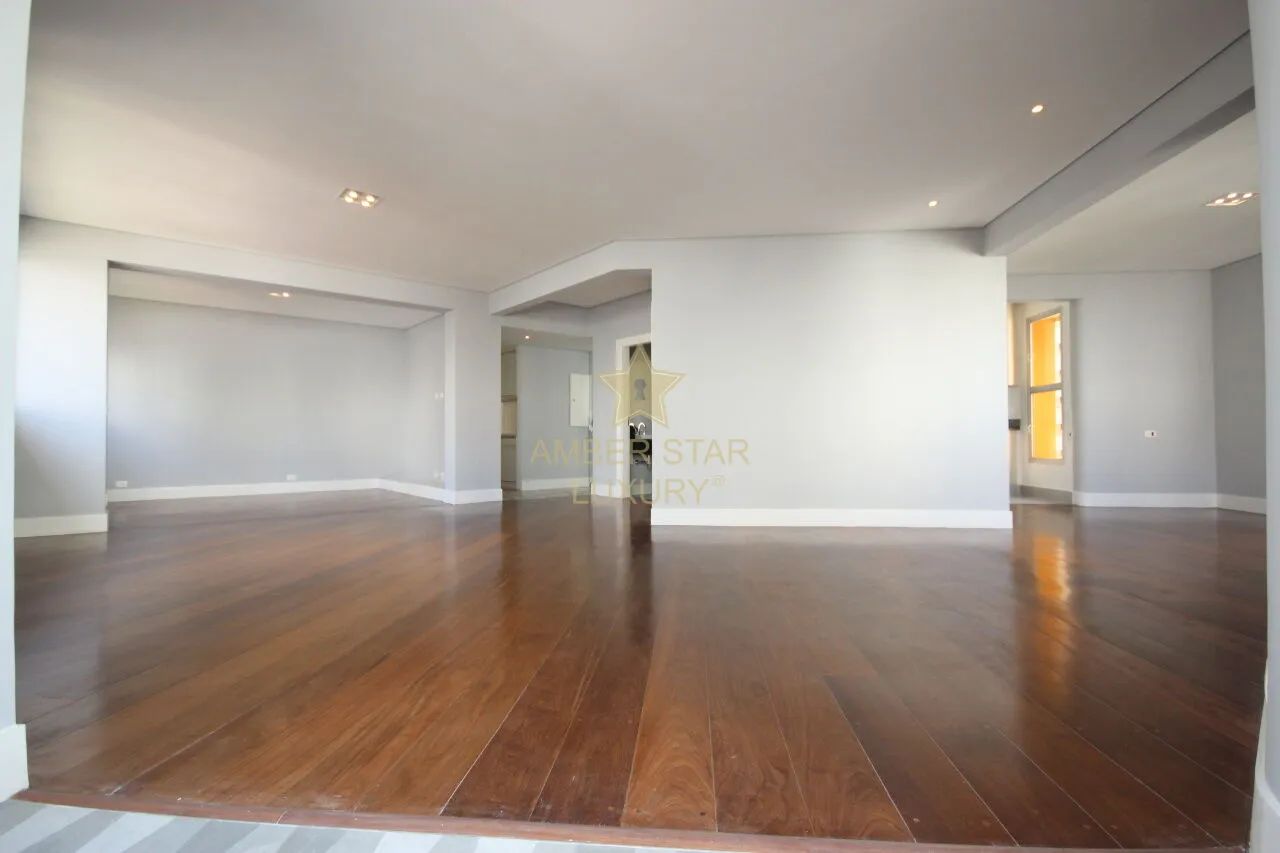 Amplo Apartamento Mobiliado em Endereço Privilegiado - Foto 4