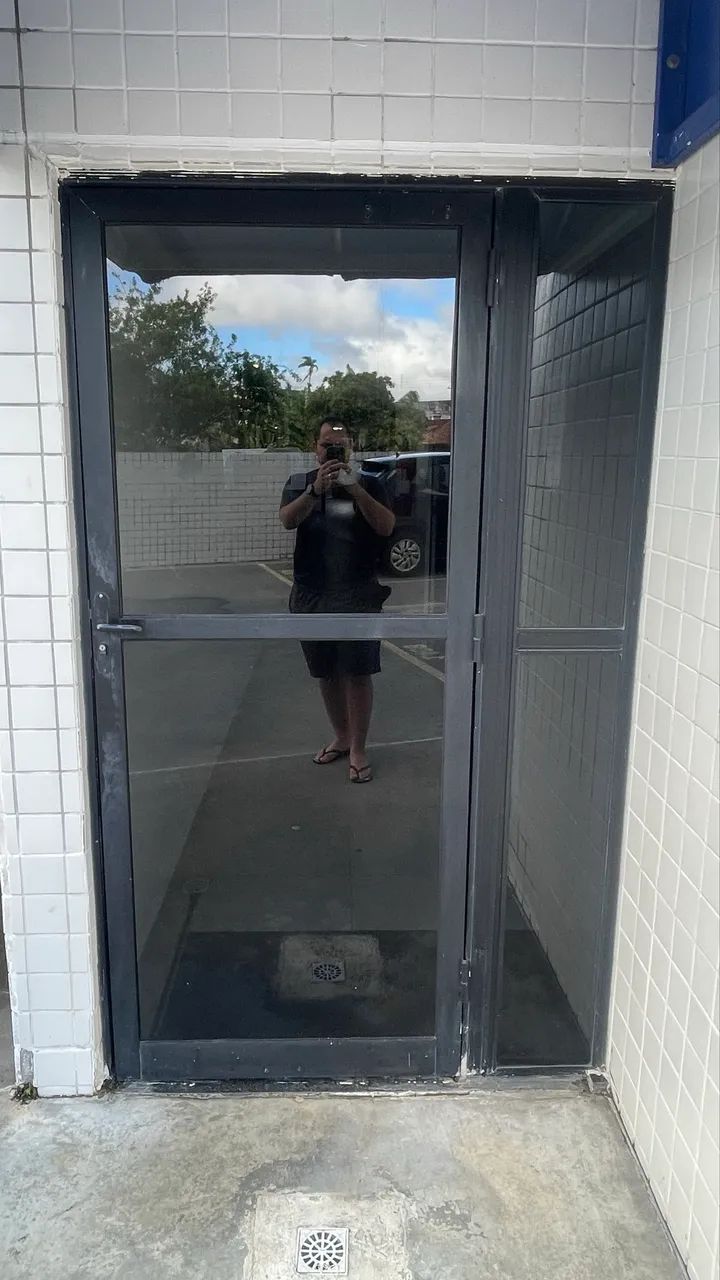Porta de vidro - Preço negociável - Foto 4
