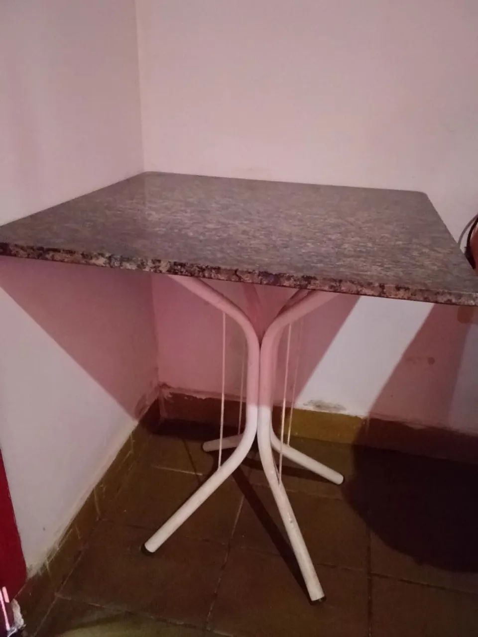 Vendo - Mesa de Mármore 