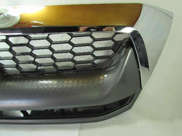 Grade Radiador Cinza Com Friso Cromado Hilux 2009 2010 2011 - Foto 6