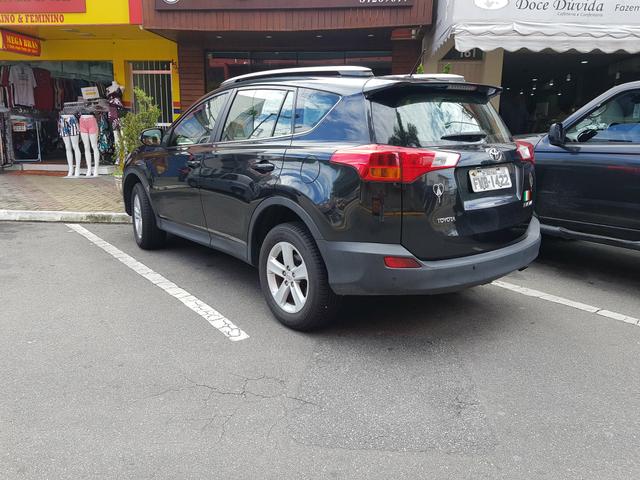 Toyota Rav4 - Foto 7