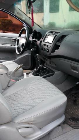 Hilux por 40.000.00 ** - Foto 4
