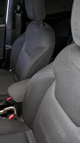 JEEP Renegade longitude completo flex - Foto 7