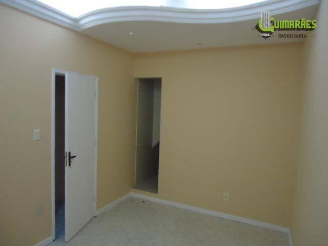 Casa Triplex - Duas salas, cozinha, dois w.c. sendo um suite, escritório, área de serviço. - Foto 13