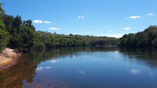 Muito barata 2.652 hectares