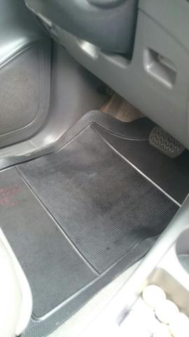 Vendo Toyota Hilux ano 2012 - Foto 5