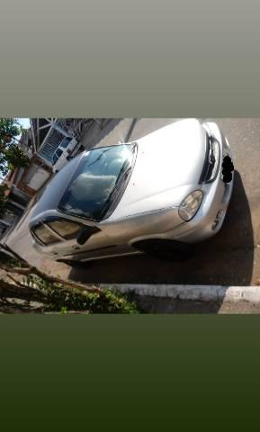 Corsa sedã 2001 só R$ 8.500. - Foto 2