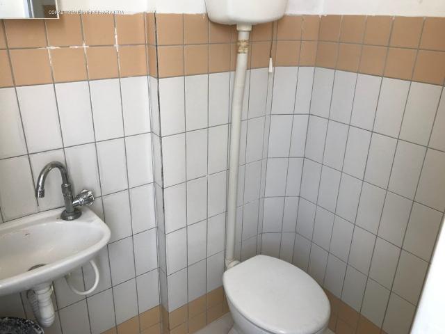 Sala na galeria alvorada com +-25m² no bairro salgado filho - Foto 7