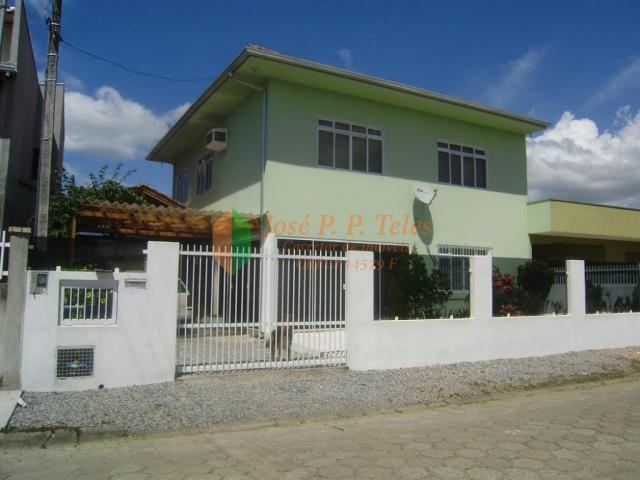 CASA EM PEREQUÊ -650.000,00