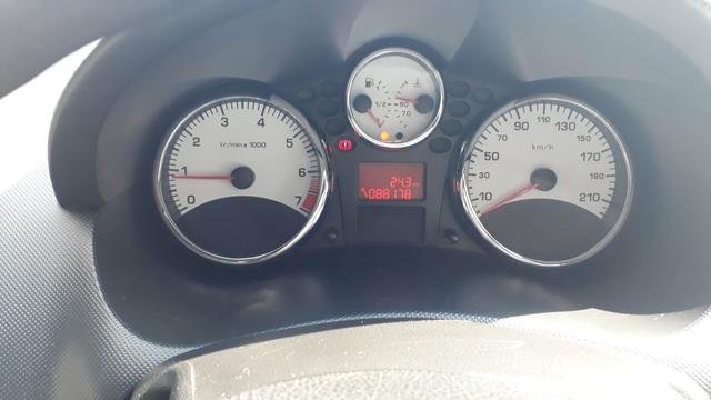 Peugeot sedã 2013 só 18.000,00 reais - Foto 8