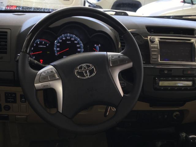 HILUX SW4 2014/2015 3.0 SRV 4X4 7 LUGARES 16V TURBO INTERCOOLER DIESEL 4P AUTOMÁTICO - Foto 12