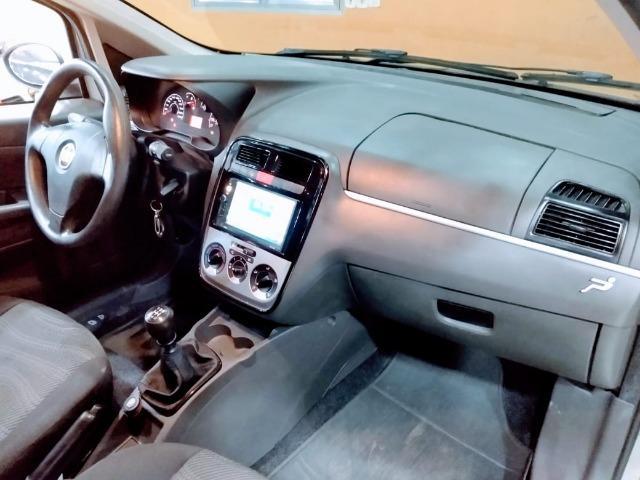 Fiat Punto Attractive 1.4 2011 novo!!! - Foto 12