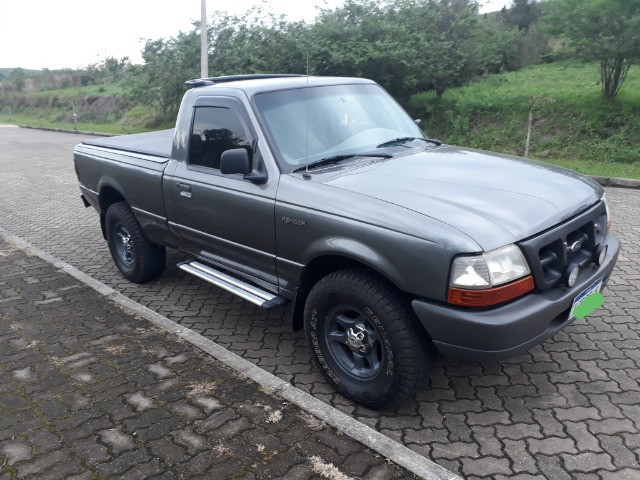 Ranger 4x4 turbo diesel tres lugares com ar cond