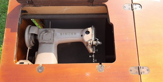Máquina de Costura Singer Portátil Elna 15C Pedal - 1921 (Raridade)* - Foto 4