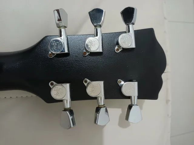 Guitarra SX Pirate modelo Sg