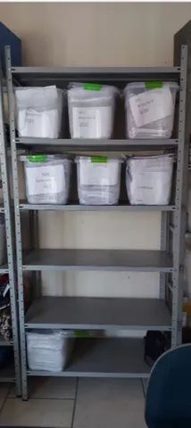 Prateleiras estantes de aço 
