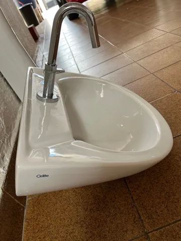 Lavatório e Coluna Celite - Foto 5