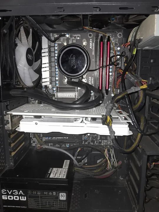 KIT Placa Mae + 2x8gb Ram + Water Cooler + Fonte 600w + CPU (AMD Fx8350) + GPU (RX 580) - Foto 4