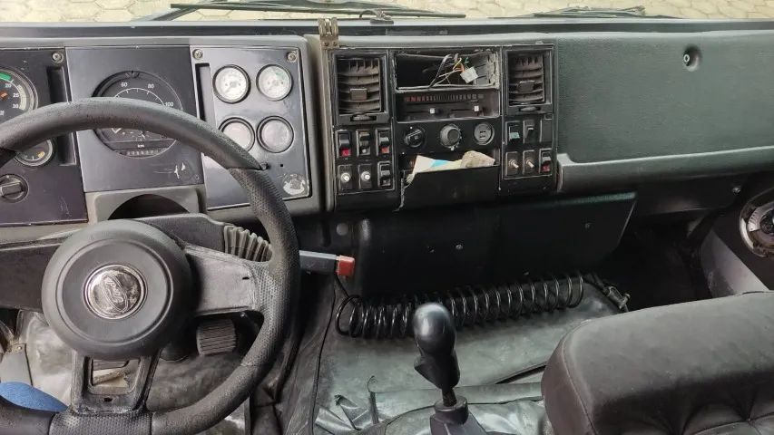 ford/2422 t, ano 2004/2004, com bau - Foto 8