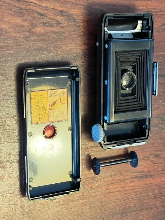 Camera fotografica Kodak Jiffy VP 1932 analogica de filme - Foto 2