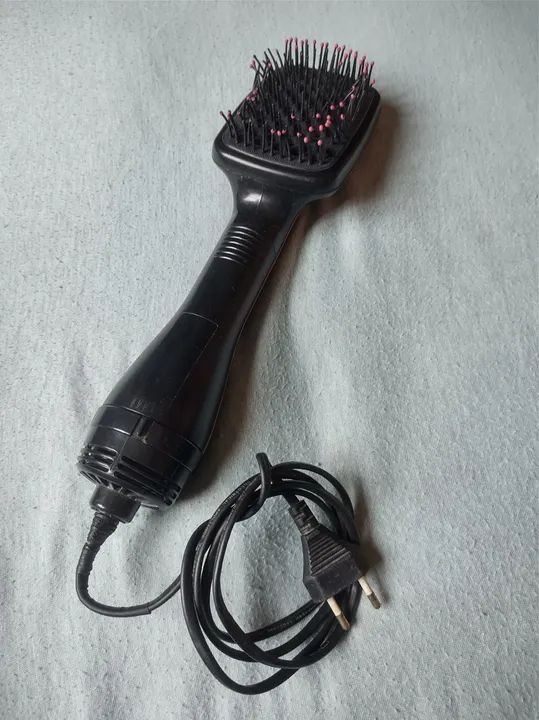 "SECADOR DE CABELO E ESCOVA DE AQUECIMENTO ELÉTRICO 110v" - Foto 5