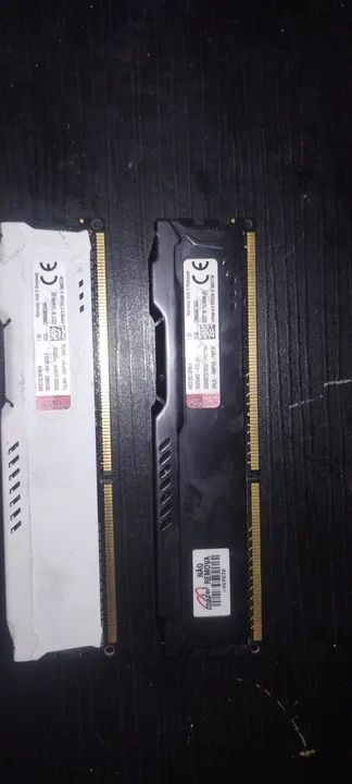 2x75$ cada- Memória RAM 8GB DDR3