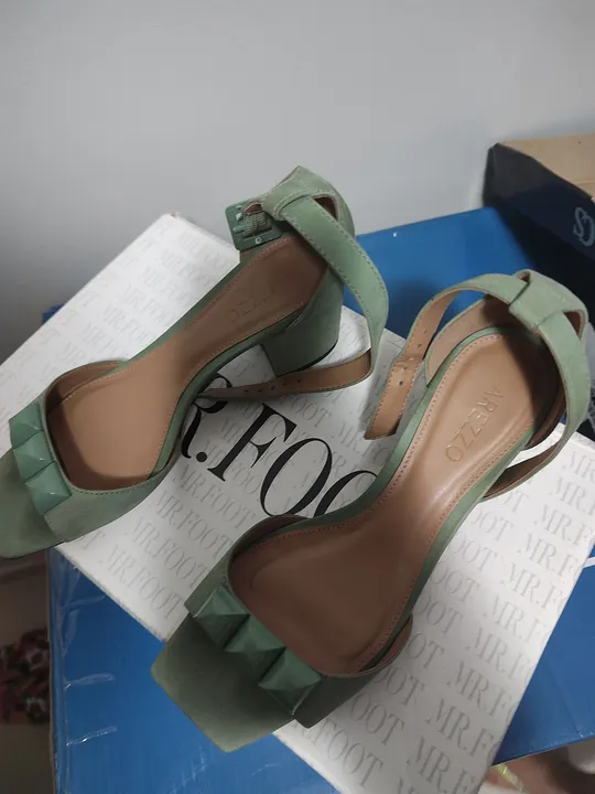 Sandália Arezzo Verde