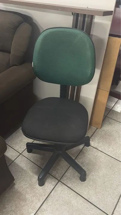 Cadeira giratória escritório 