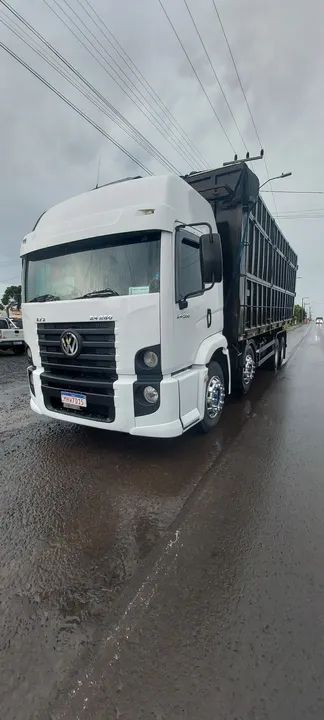 Volkswagen 24.250 ano 2010 constellation no bitruk caçamba cavaqueira