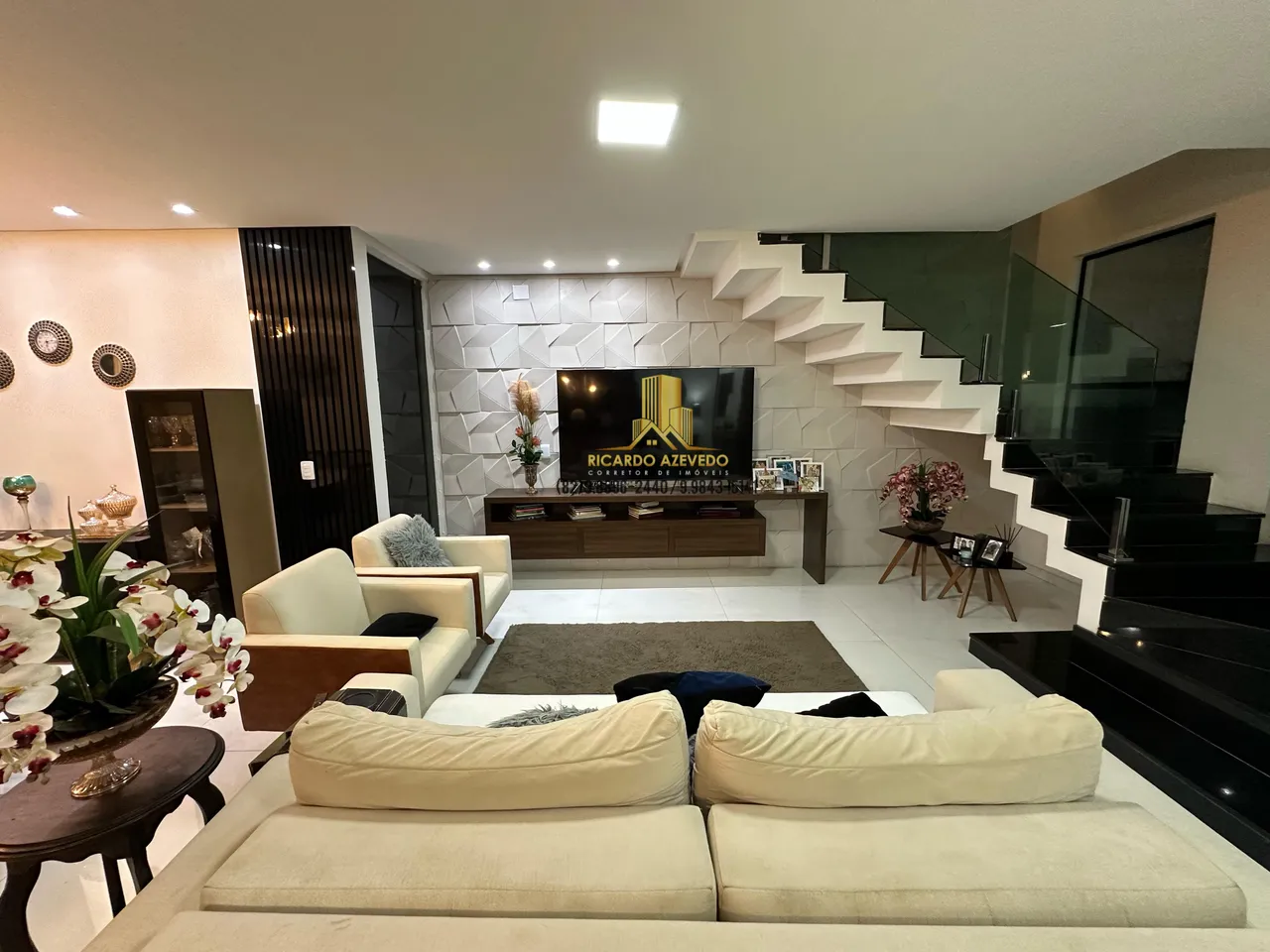 Alpha Jardins, Casa com 04 quartos e piscina