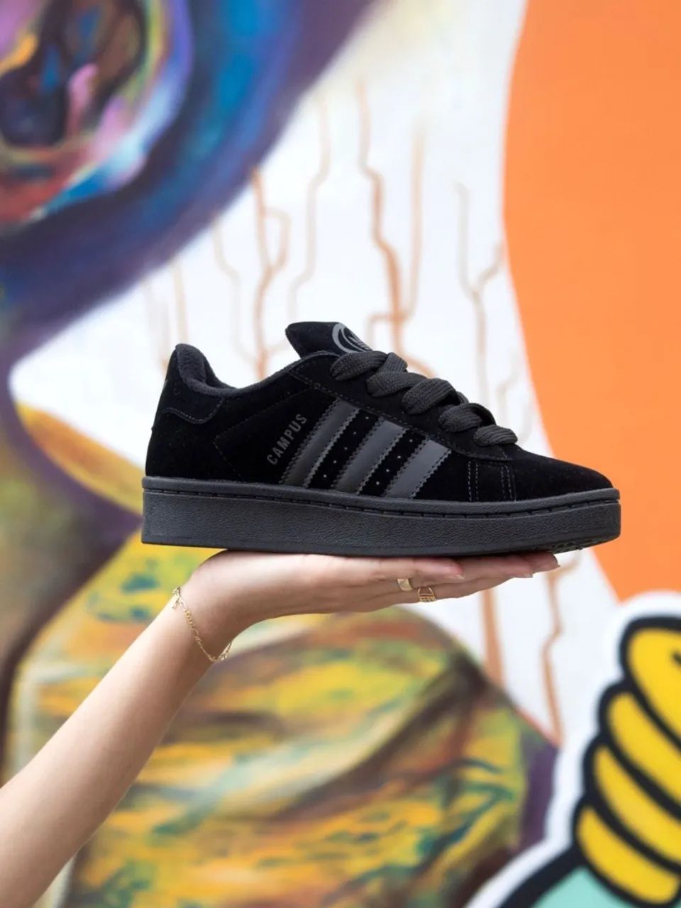 Tênis Adidas Campus - Black/White - Foto 5