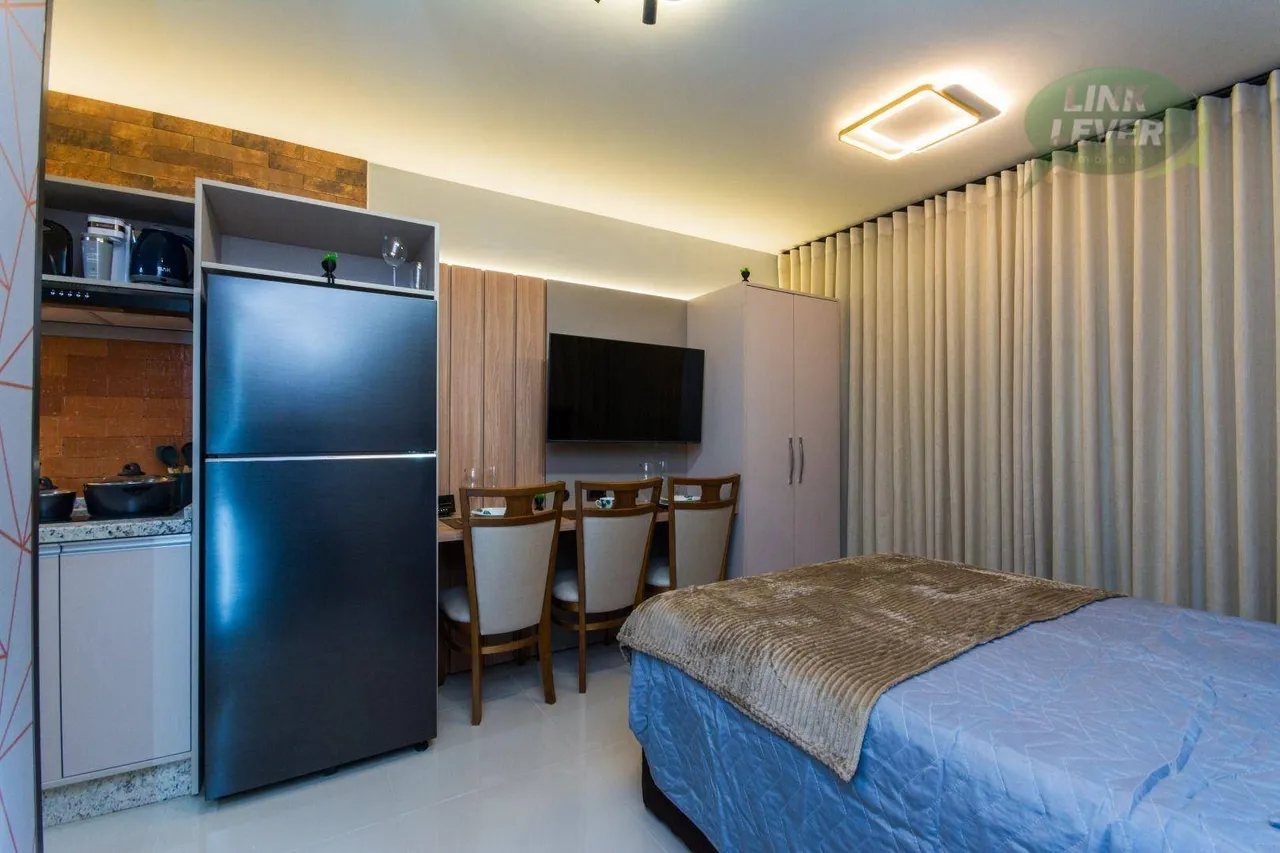 Studio com 1 dormitório para alugar, 21 m² por R$ 3.185,00/mês - Centro - Curitiba/PR