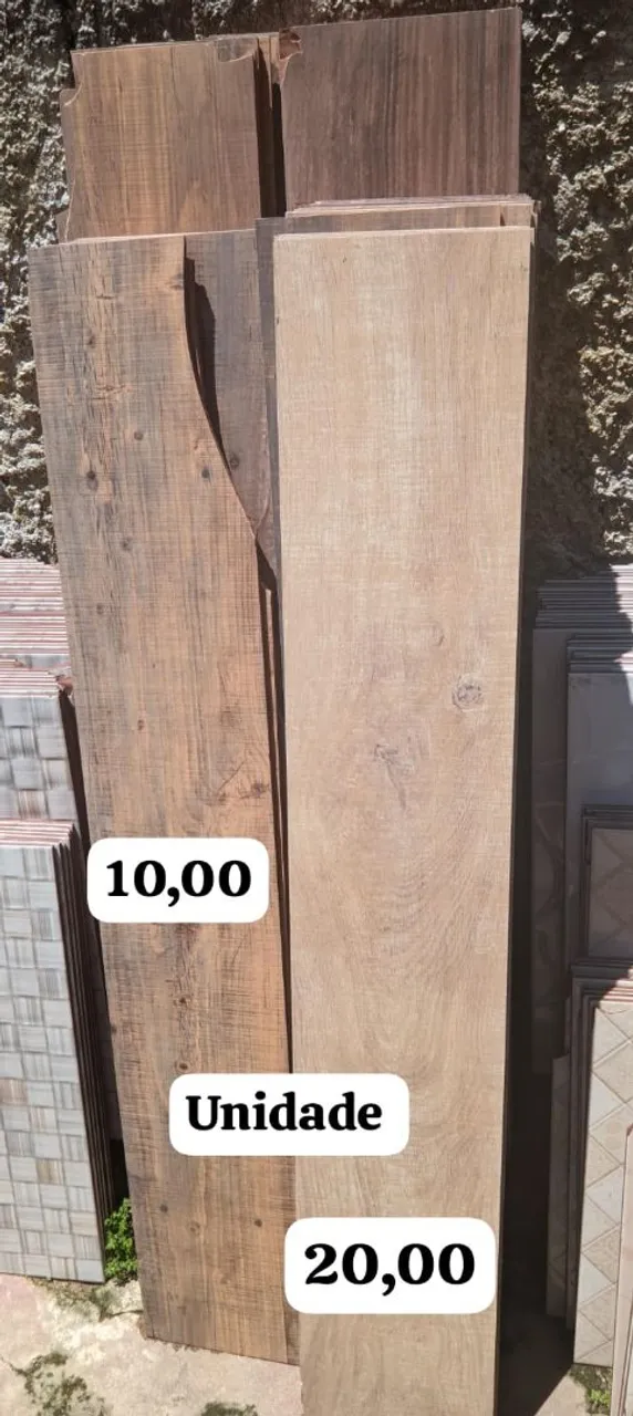 Pisos Laminados - 10,00 e 20,00