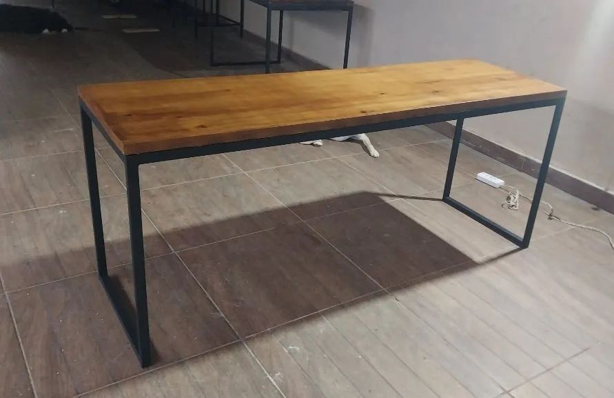 Mesa Gamer industrial 