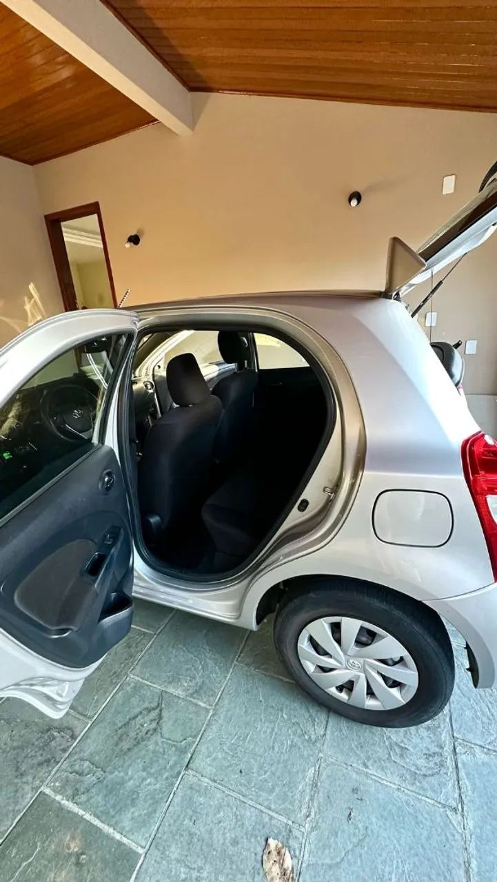 Toyota Etios 1.5 xs 16v Flex 5p Automático  - Foto 5