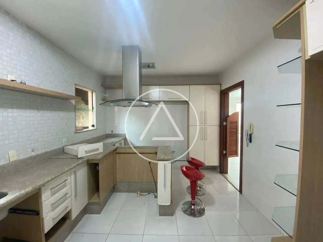 Excelente Casa no condomínio Green land para locação - Macaé - Foto 5