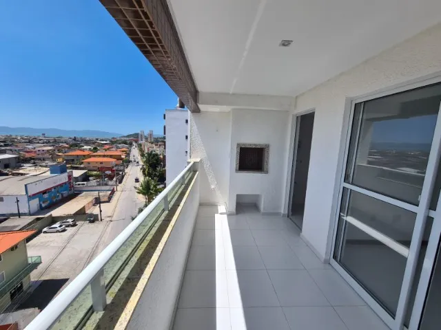 Locação. 3 quartos, 2 vagas. Taxas inclusas! Vista mar! Área de Lazer!