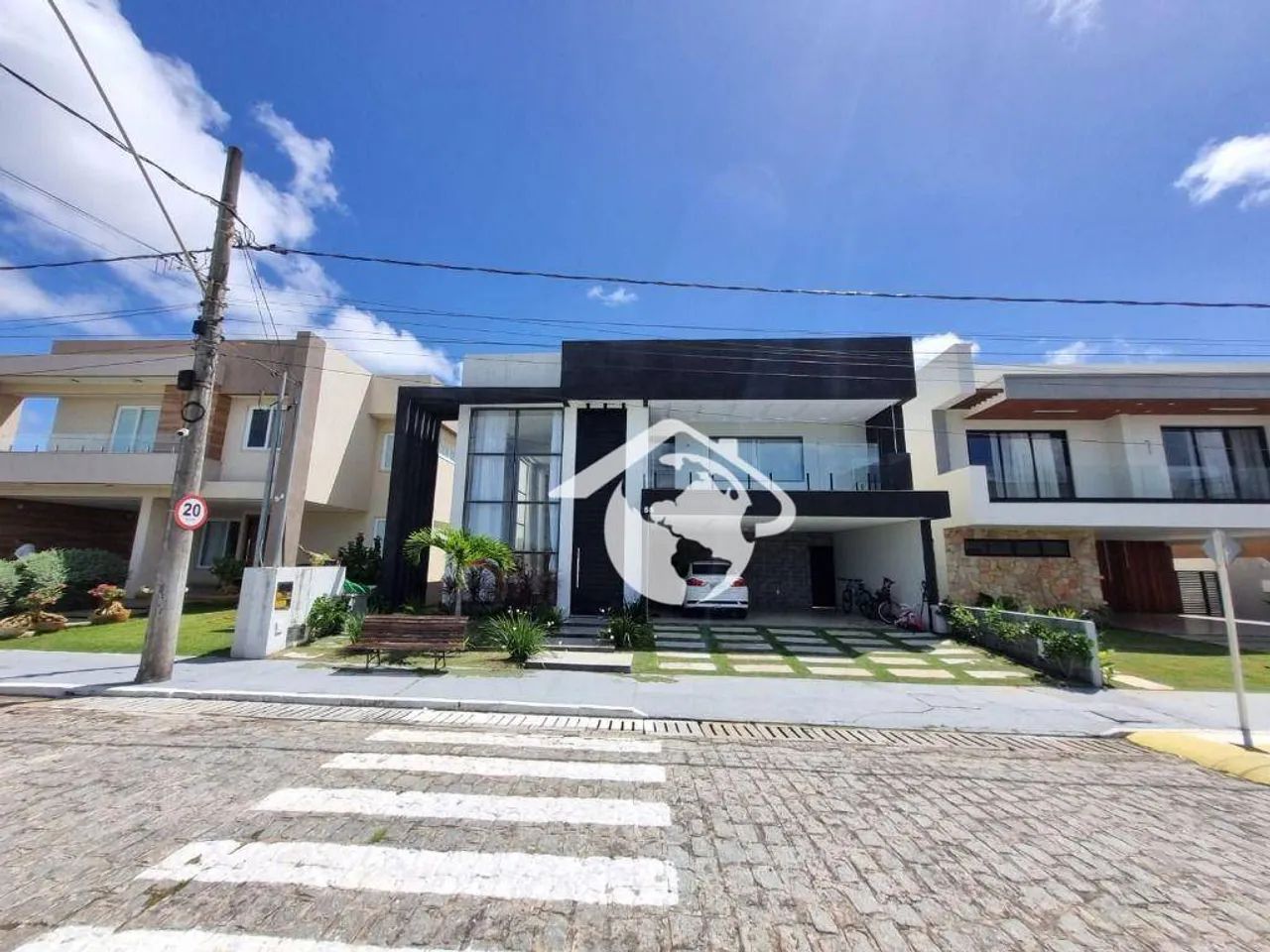 Casa À venda com 4 dormitórios, 426 m² por R$ 2.900.000 - Aruana - Aracaju/SE