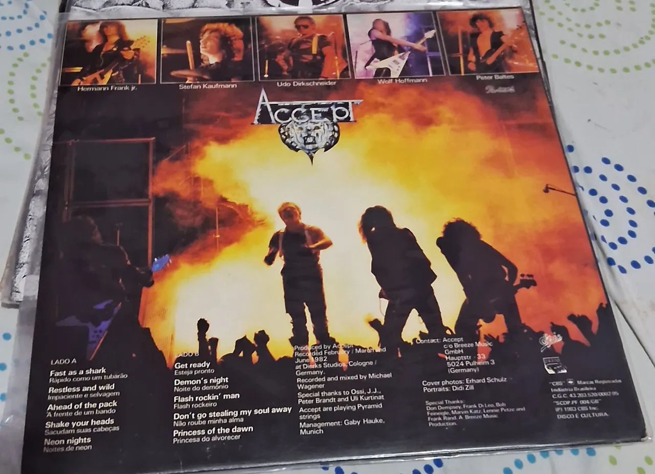 Disco vinil álbum "Restless and Wild" do Accept - Foto 2