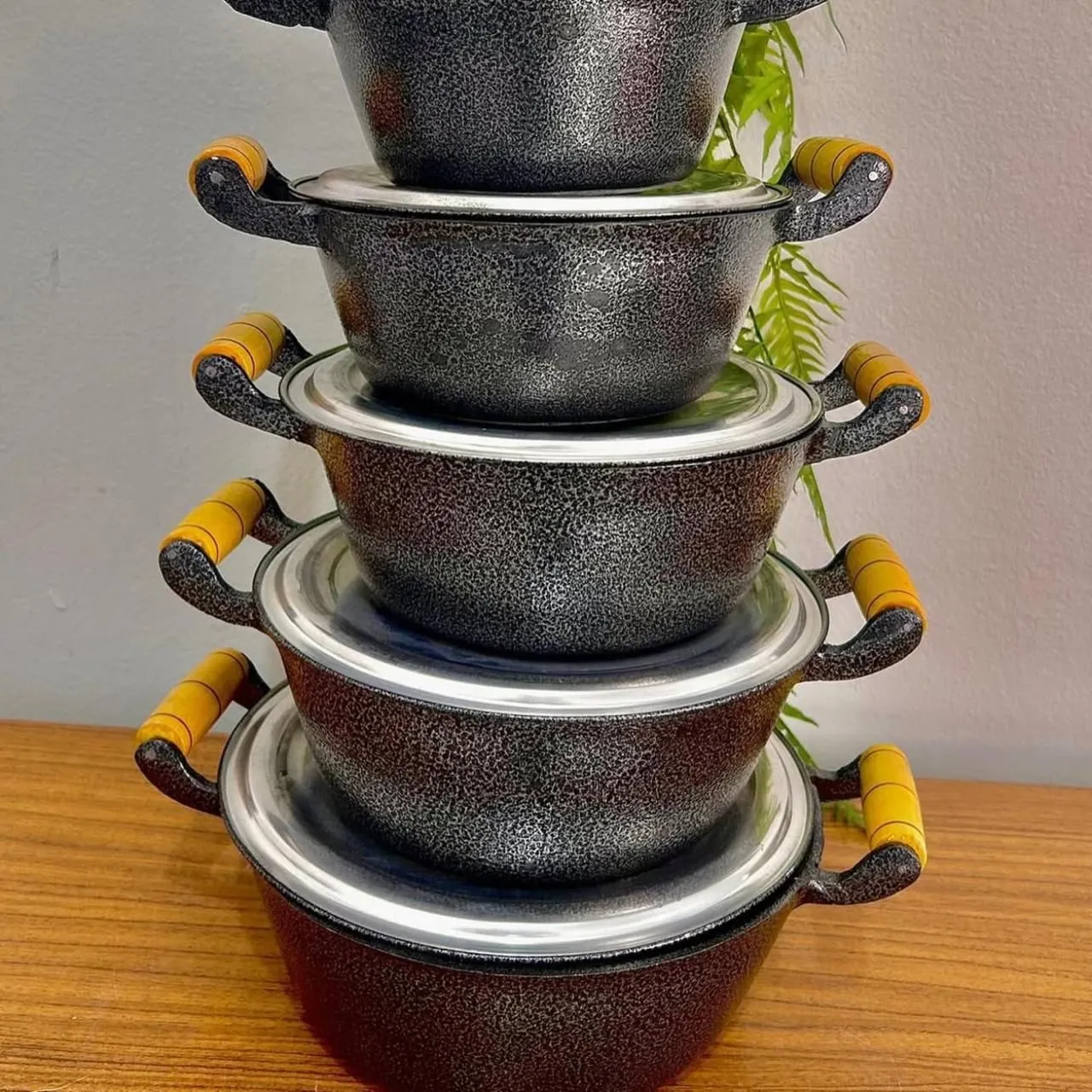 Conjunto de panelas 5 panela alumínio batido craquelada