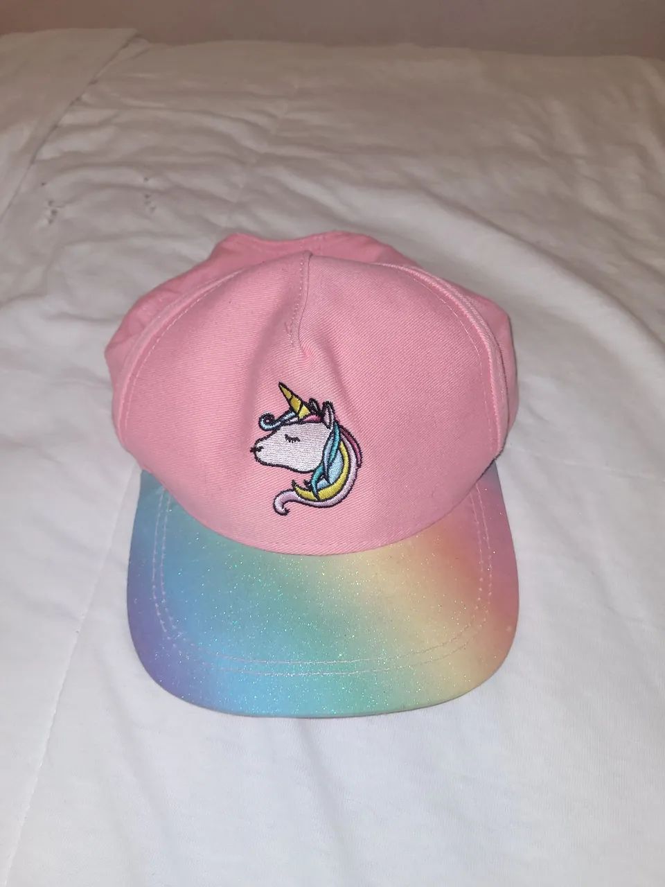 Boné Unicórnio Rosa com Aba Degradê