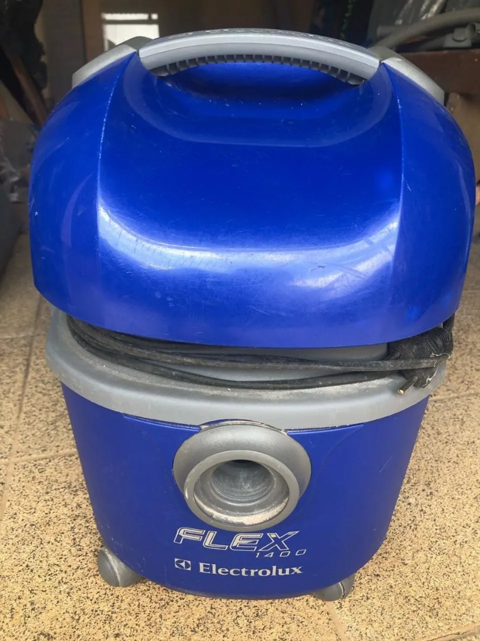 Aspirador de Pó Electrolux Flex 1400