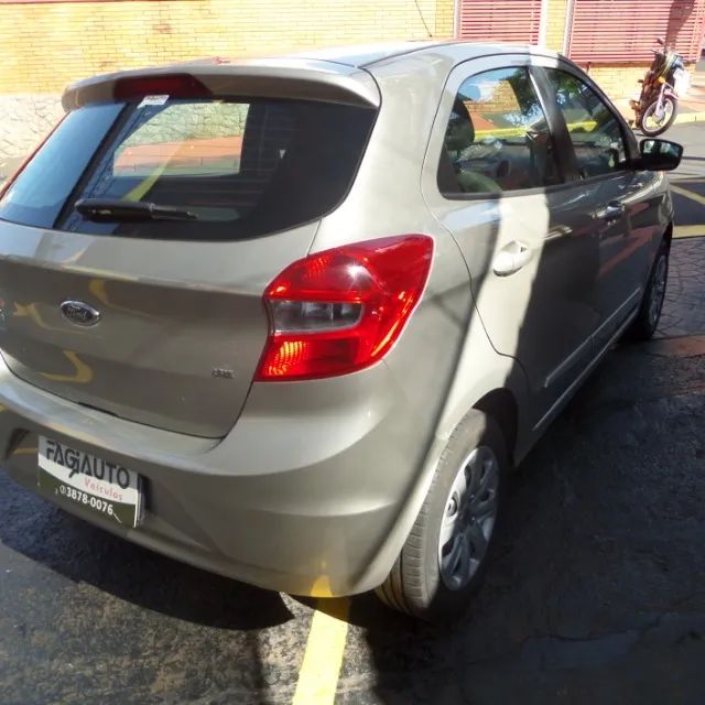 Ford KÁ SE Hacth 1.0 Flex 2015 Completo, Airbag, Abs, Som, Alarme, U.dono, Prata - Foto 5