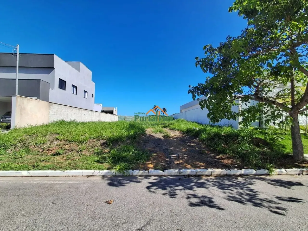 Terreno à venda, 548 m² por R$ 932.000,00 - Manguinhos - Serra/ES