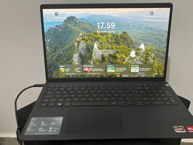 Notebook - Dell Inspirion 15