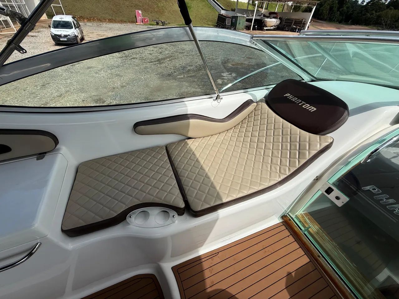 Phantom 300 com apenas 400hrs motor 380hp 2013 - Foto 12