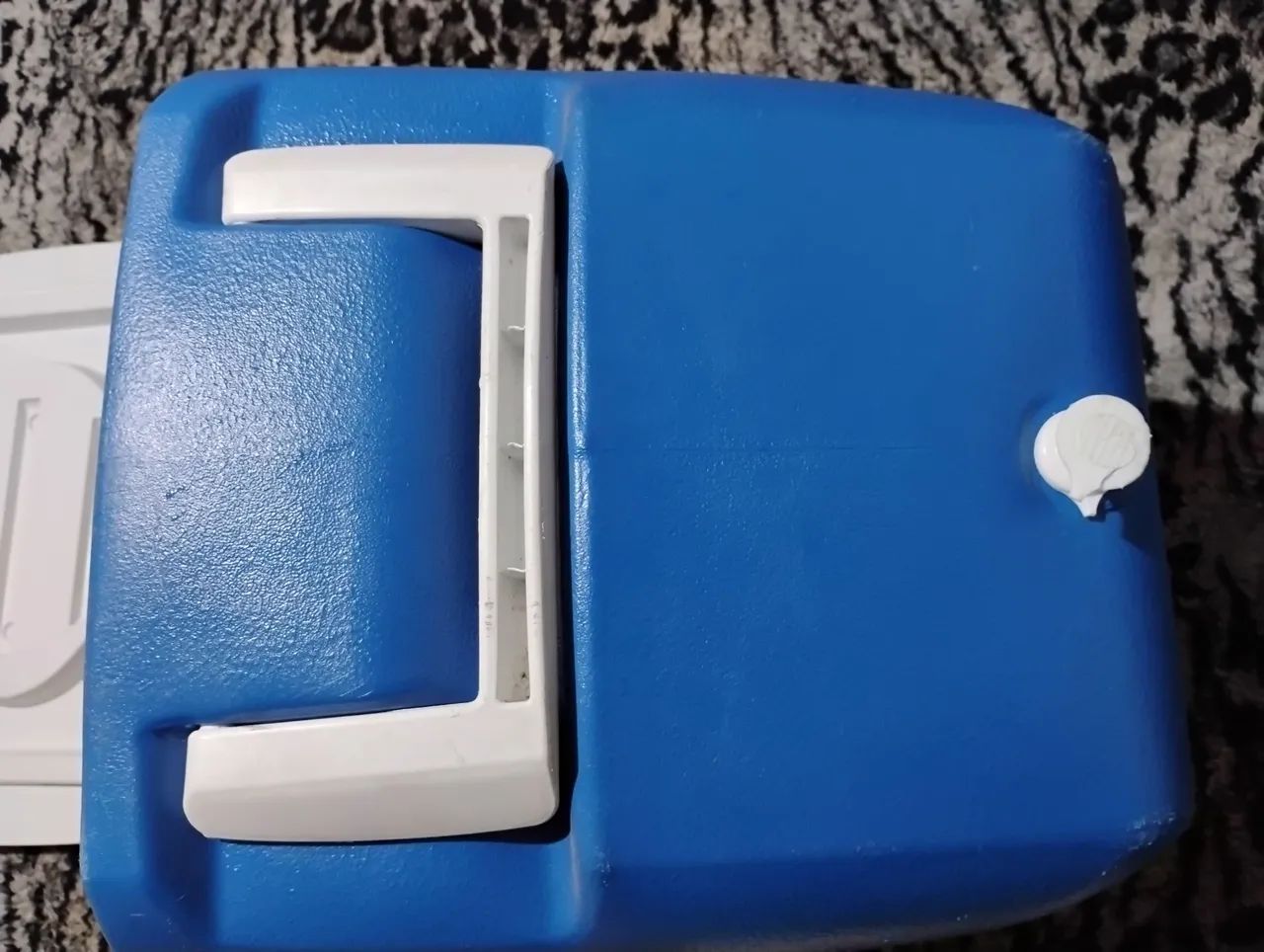 Caixa cooler térmico Invicta 45 litros  - Foto 2