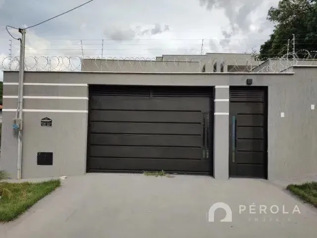 Casa em Vila Rosa - Goiânia
