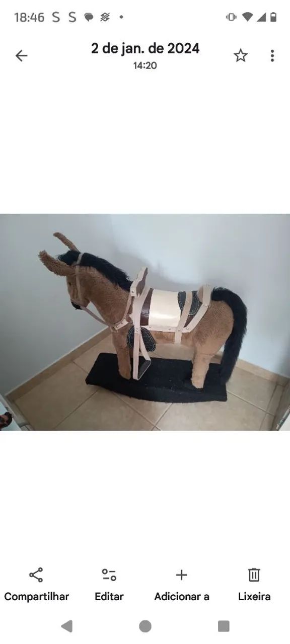 Cavalo de brinquedo 
